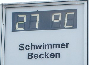 summer pool temperature (27°C/80.6 °F)